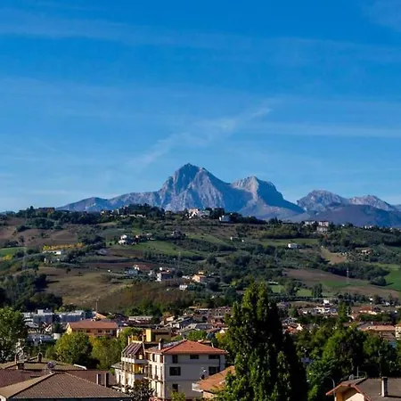 Corte Dei Tini * Teramo