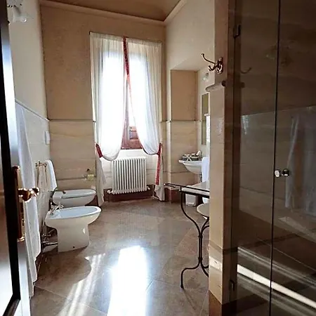 Corte Dei Tini 4* Терамо
